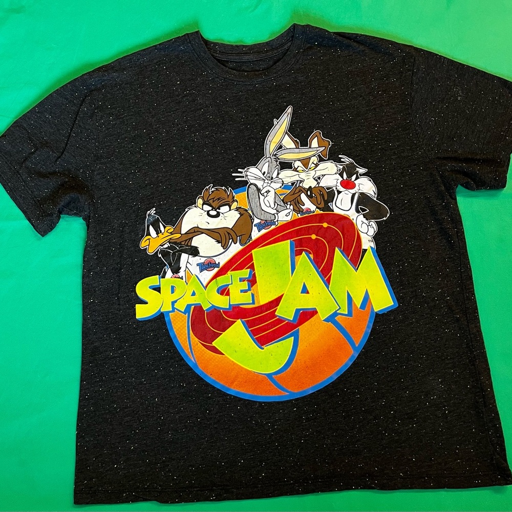 Vintage Black Space Jam Shirt Size Xl 46-48.
Black confetti color